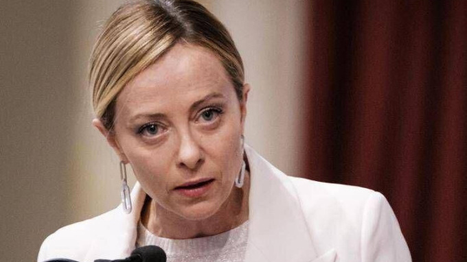 Meloni verso il ricorso contro la legge toscana sul suicidio assistito