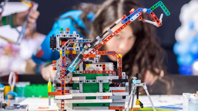 First Lego League all’Università di Firenze: piccoli ingegneri robotici pronti a risolvere “problemi sottomarini”