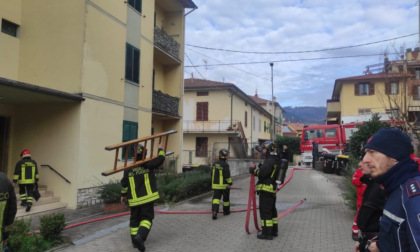 Vaiano, donna muore nell’incendio di un appartamento: intossicato il figlio nel tentativo di salvarla