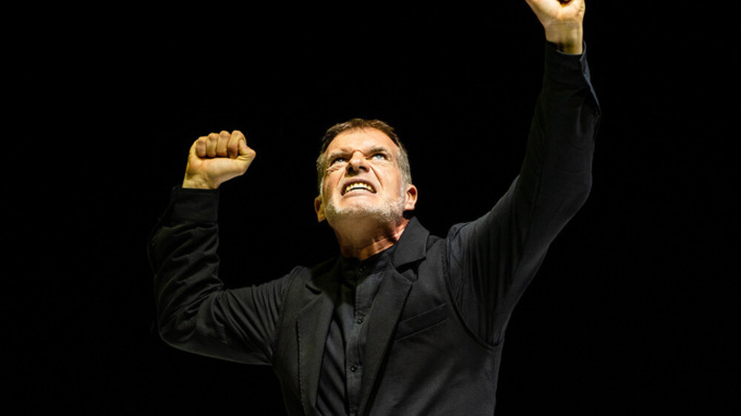 Firenze, boom di iscritti alla scuola scrittura popolare gratuita di Stefano Massini