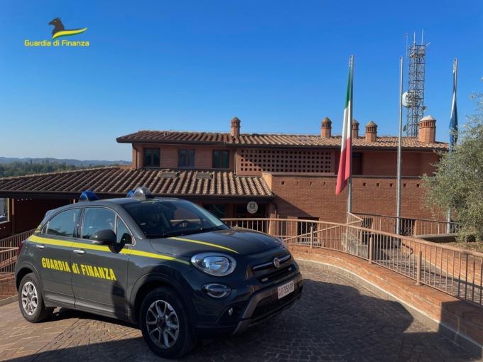 Hanno percepito i ristori durante il Covid, sequestri per quasi un milione di euro
