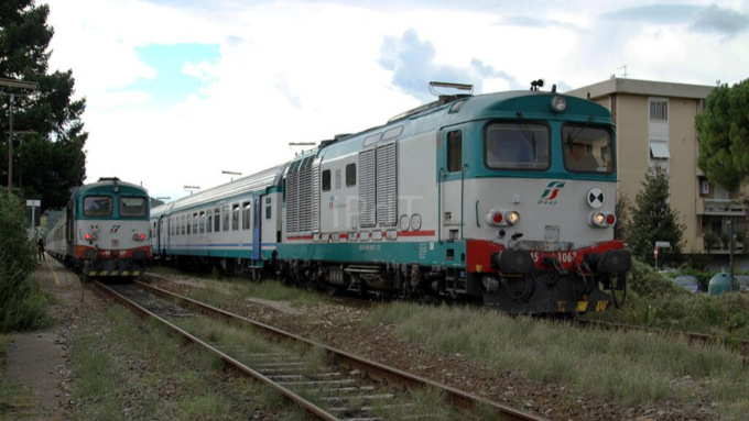 Maltempo, nuovo stop dei treni in Val di Sieve