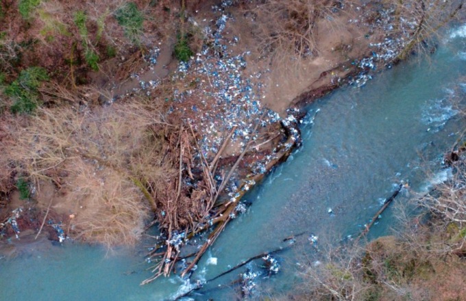 Frane in Mugello, spunta una discarica