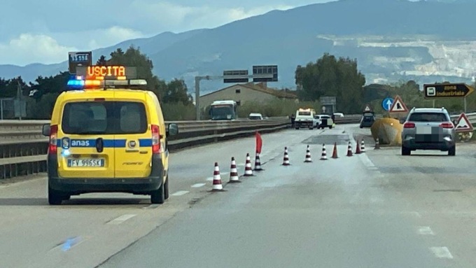 Piombino, incidente sulla statale 398