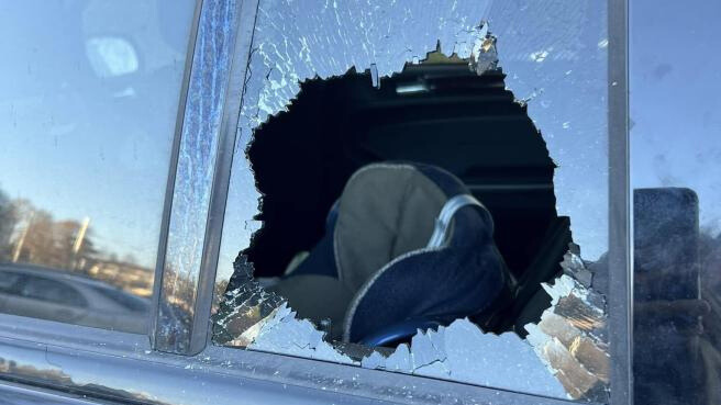 Firenze, un’altra notte di vandalismo sulle auto