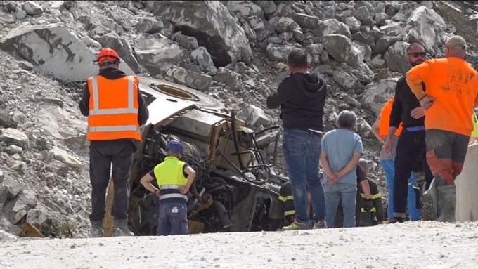 Morto in cava, ipotesi malore: disposta l’autopsia