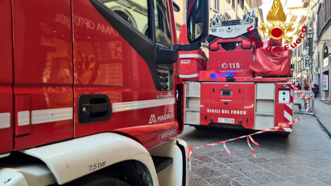 Scandicci, scuola evacuata per presunta fuga di gas