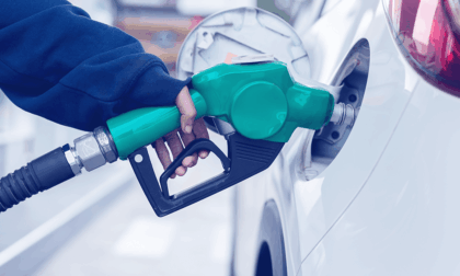 Come fare correttamente il pieno di benzina self service