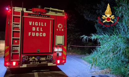 Empoli, esplosione in una casa cantoniera. Ferito un uomo, ferrovia interrotta