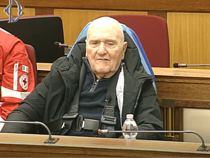 È morto Rodolfo Fiesoli, fondatore del Forteto: condannato per abusi su minori