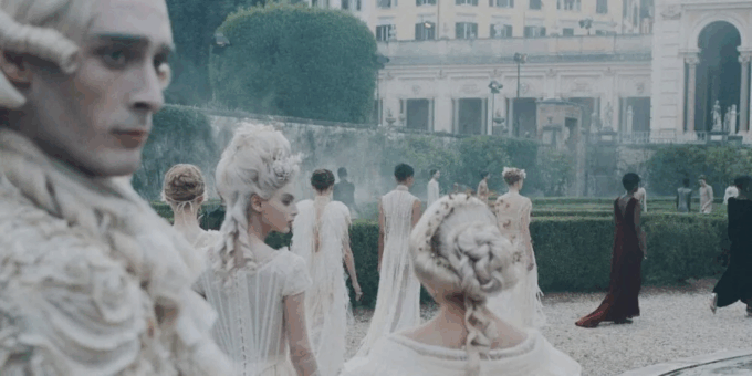 Marlia (Lucca), Mimì rivive nella nuova collezione di Dior e nel suo teatro