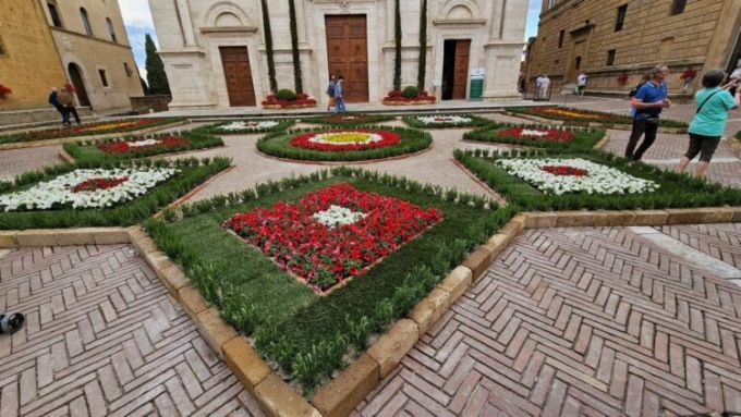 Pienza e i fiori, 38/a edizione mostra-mercato