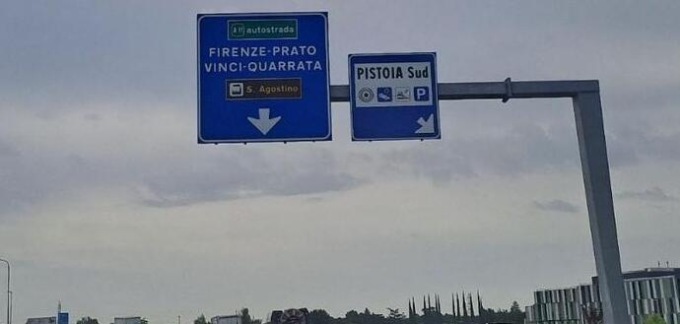 Pistoia, poliziotto trovato morto vicino alla sua auto: ipotesi malore