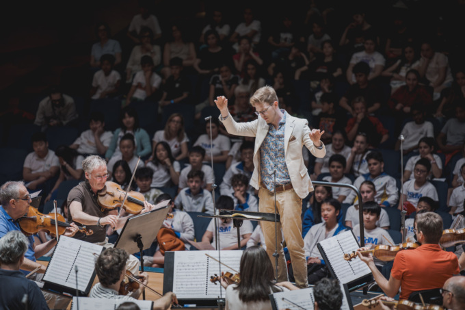 Ottocento studenti al Teatro del Maggio