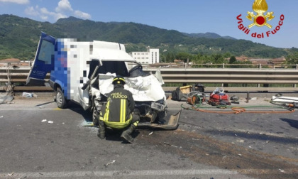Scontro all’altezza delle gallerie di Ponte a Moriano
