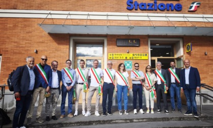 Treni in  Valdarno, flash mob alla stazione Santa Maria Novella