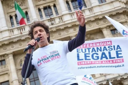 Libera è morta: suicidio assistito con dispositivo a comando oculare