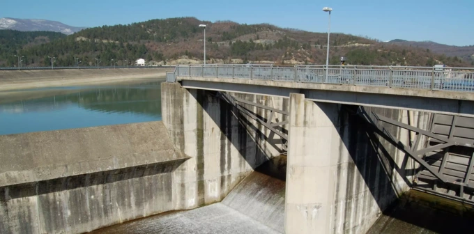 L’acqua di Montedoglio per alzare il livello del Trasimeno