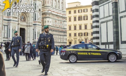 Frodi fiscali, inchiesta della Dda di Firenze