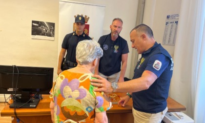 Truffa ad una anziana: via con i gioielli di una 90enne, fermati dalla Polizia