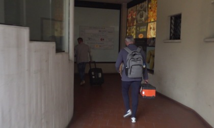 Un morto e un ferito nel residence Ferrucci. Indaga la polizia