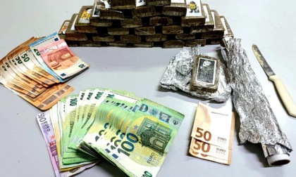 Firenze, arrestato 45enne per spaccio: sequestrati quasi 3 chili di hashish e oltre 9mila euro in contanti