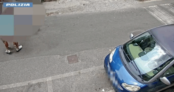 Pisa, continue minacce a un barbiere: quattro arresti