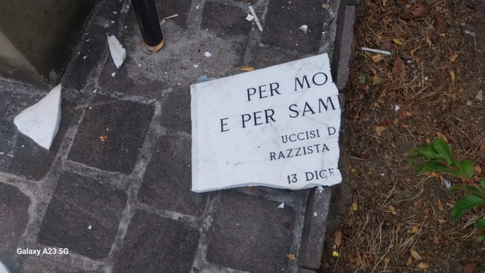 Vandalizzata la targa della strage di Piazza Dalmazia