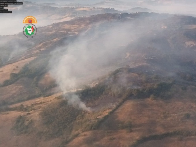 Incendio a Cana, notte di terrore, case e poderi evacuati