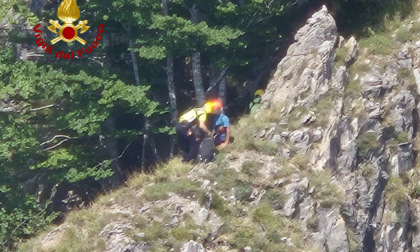 Perdono l'orientamento durante un'escursione sulle Apuani: salvati dai Vigili del Fuoco