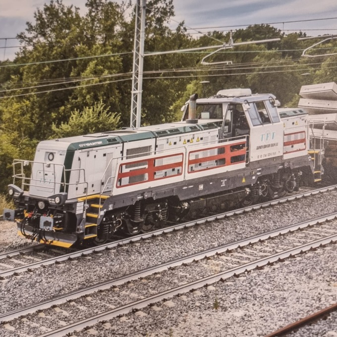 Treni, nuova locomotiva sulla linea Sinalunga-Stia