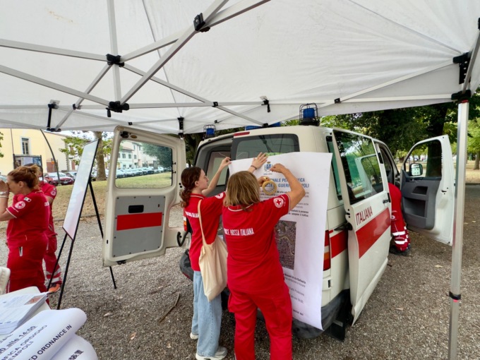 Ordigno bellico, gazebo per informare la popolazione