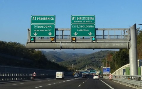 Incidente in galleria: chiusa e poi riaperta l’A1 fra Bologna e Firenze