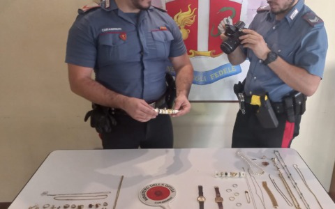 In fuga col bottino da 45mila euro, fermate una donna con una minore