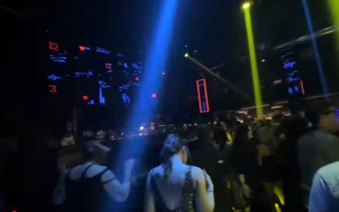 Spray al peperoncino in discoteca, tre ragazzi soccorsi
