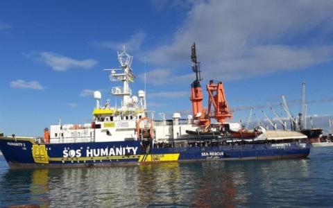 Migranti, Humanity One in arrivo al porto di Carrara