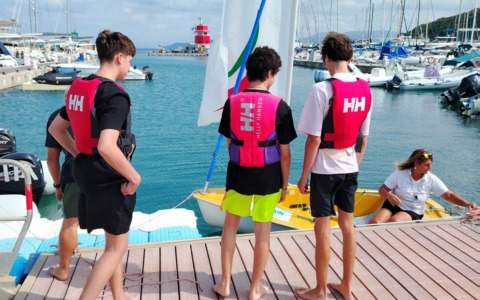 In barca a vela per imparare ad essere autonomi: il progetto a Grosseto rivolto agli studenti con lievi disabilità