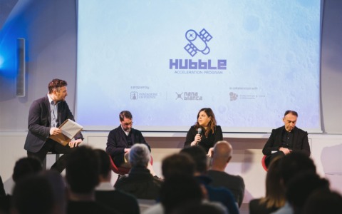 Hubble 10, aperte le candidature per il programma di accelerazione