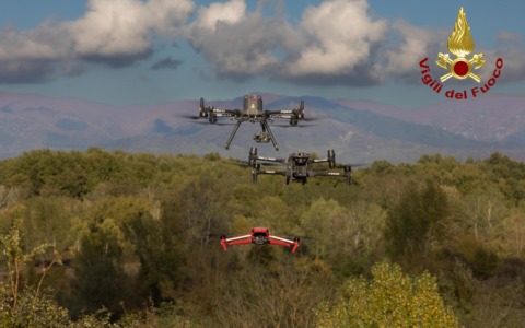 Droni in volo sul Valdarno aretino. Ma si tratta di una esercitazione