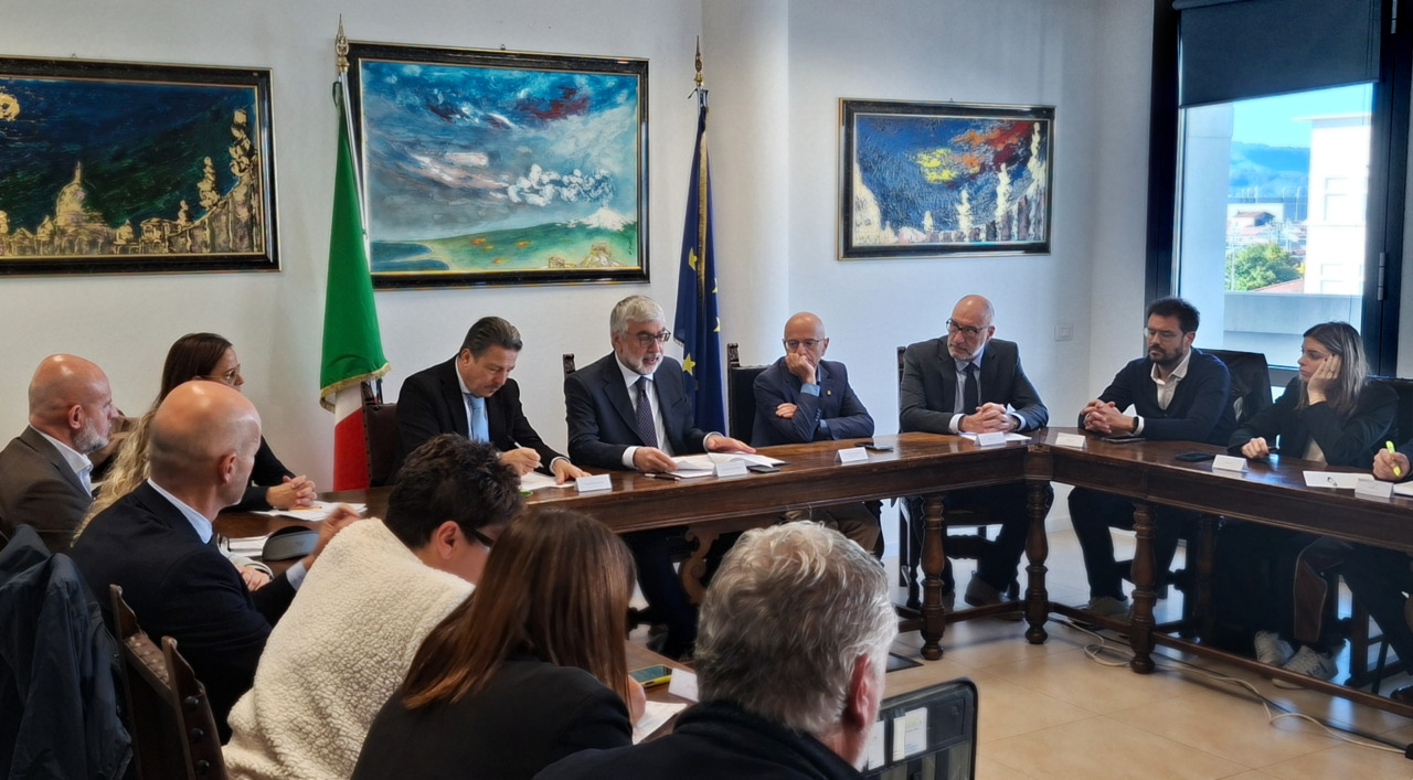 Prefettura a Pistoia promuove la “filiera della legalità” per proteggere hotel e ristoranti dalle infiltrazioni criminali