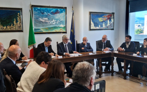 Prefettura a Pistoia promuove la “filiera della legalità” per proteggere hotel e ristoranti dalle infiltrazioni criminali