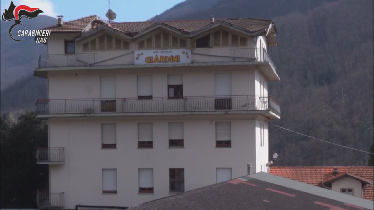 Centri per richiedenti asilo da incubo, 5 arresti