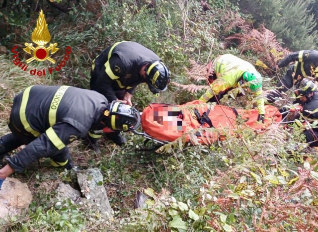 Escursionista 70enne salvata dai vigili del fuoco