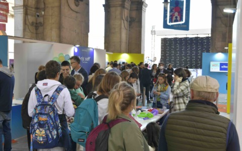 Pisa, avvio in pompa magna per Internet Festival