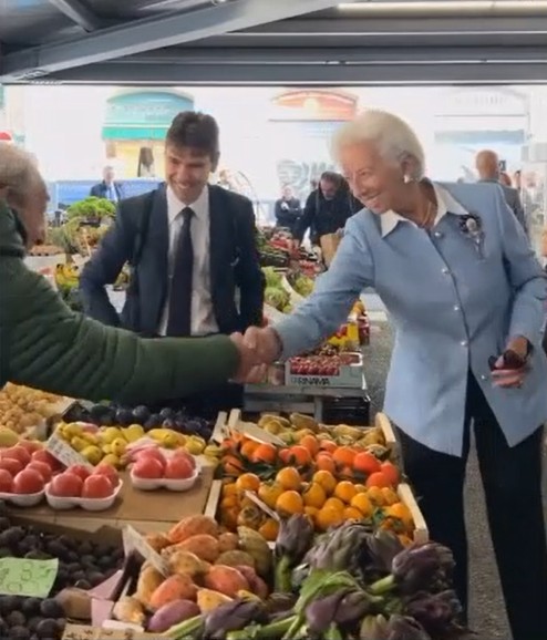Christine Lagarde tra i banchi di Sant’Ambrogio