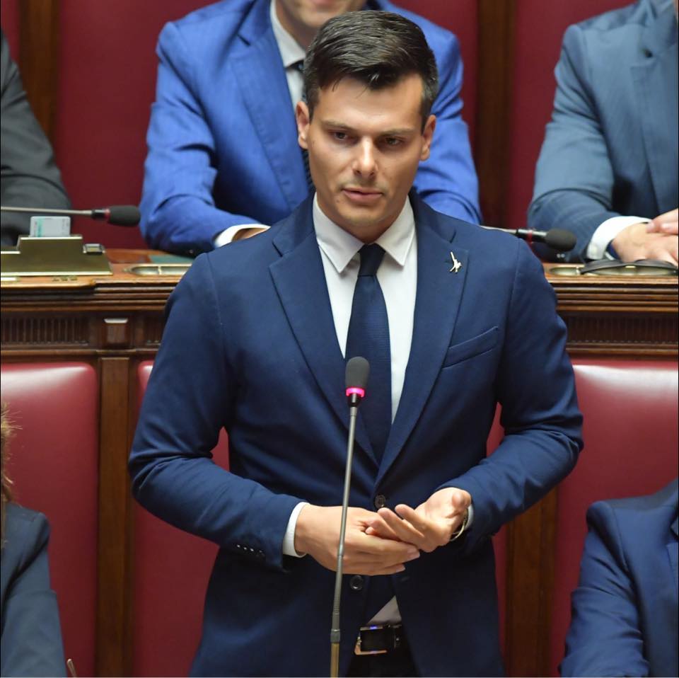 Spari alla casa del deputato leghista Ziello