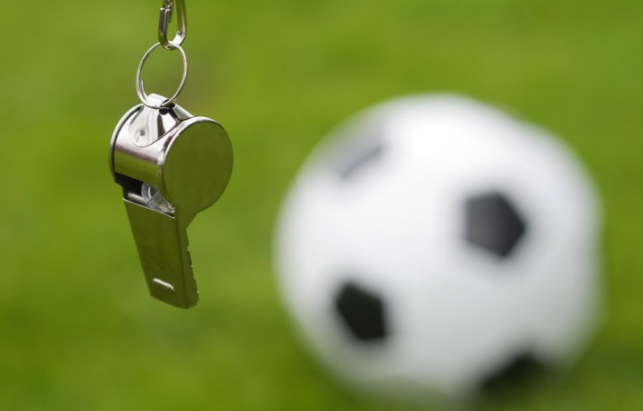 Frode in serie minori calcio, rigori e espulsioni inesistenti