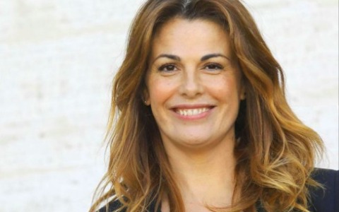 Vanessa Incontrada si sposa. In Toscana