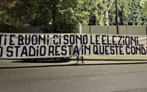 Elezioni e stadio Franchi: la protesta dei tifosi della Fiorentina