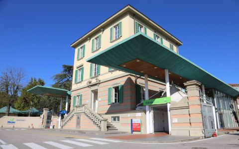 Nasce con una rara malformazione, neonata salvata dopo 5 interventi